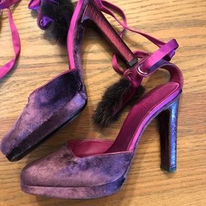Gucci velvet heels